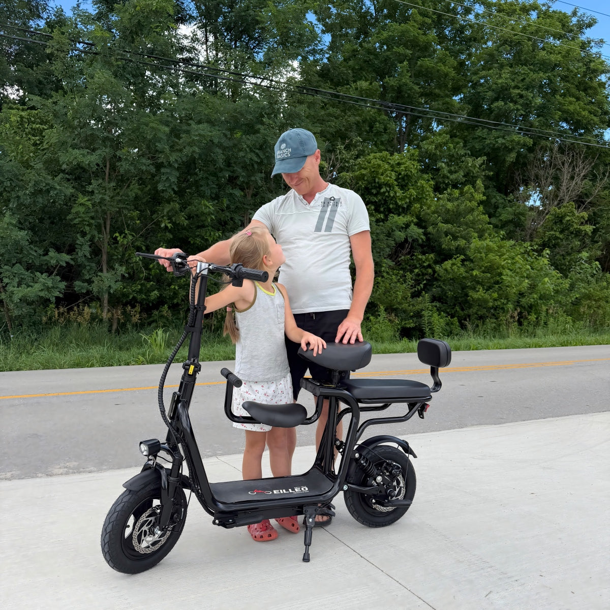 How to Choose an Electric Bike With a Passenger Seat