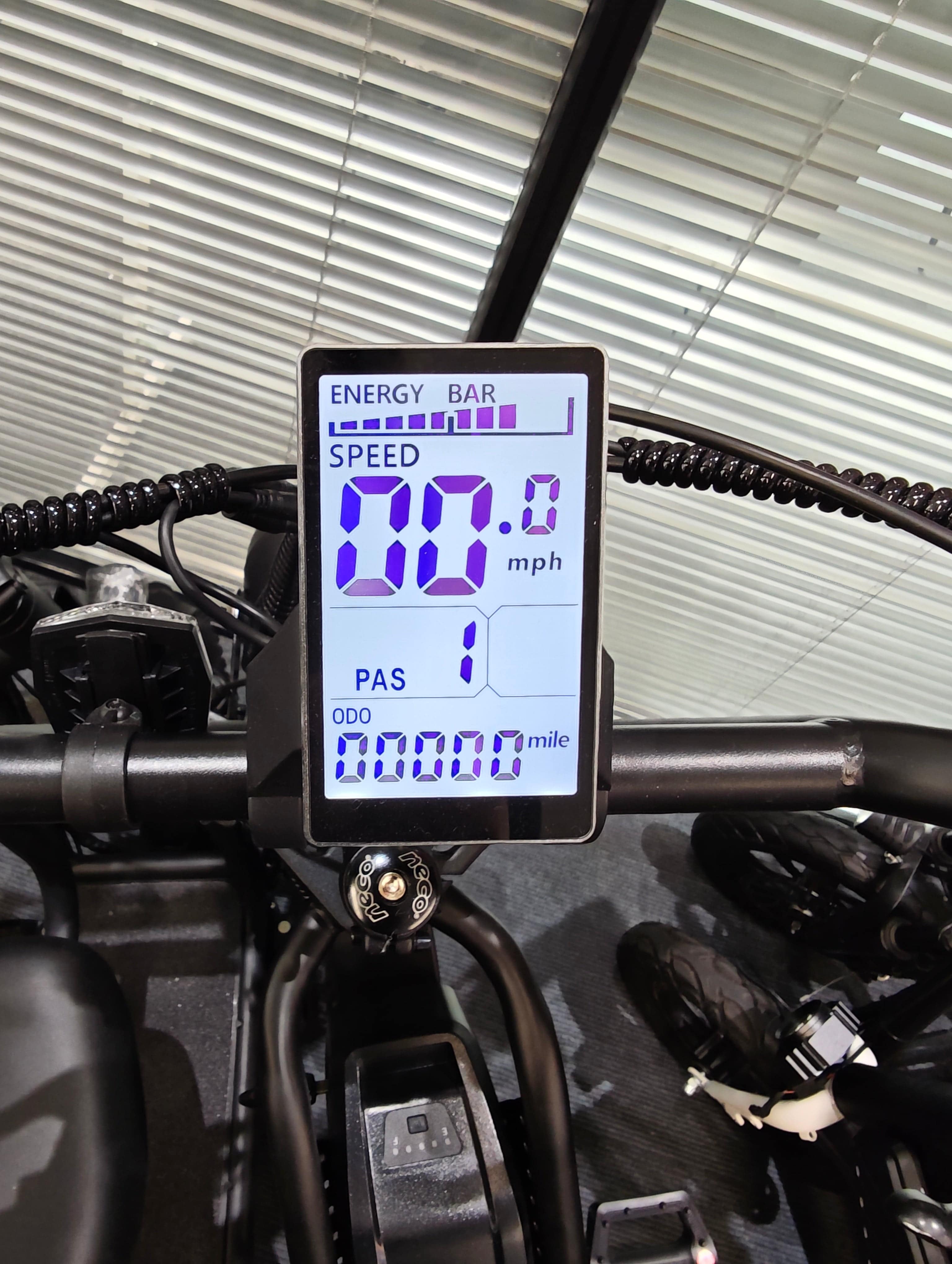 EilleoBike M6 Electric Bike LCD Display