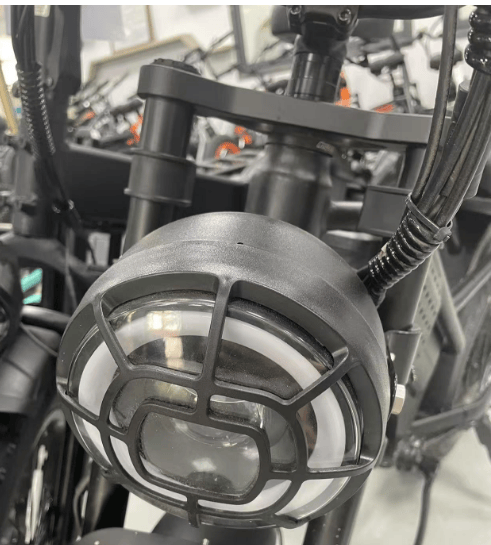 Eilleo SpaceWalk M6 Headlights electric bike.